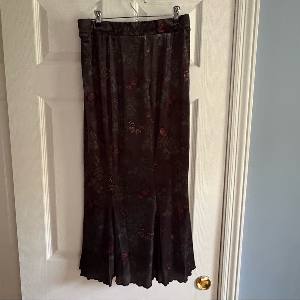 Thorn & Fable Butterfly Velvet Mermaid Skirt (M) – Green Floral Whimsigoth Goth - Picture 7 of 7